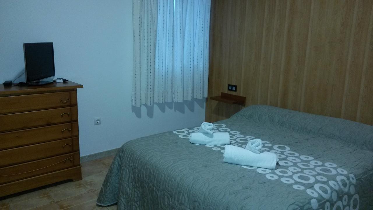 Hostal Virgen Del Pilar Баса Екстер'єр фото